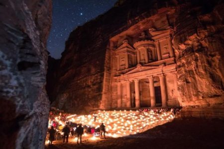 Ausflug nach Petra mit dem Flugzeug von Sharm